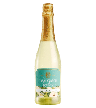 009803 - Casal Garcia Fruitzy Maca 0.75L
